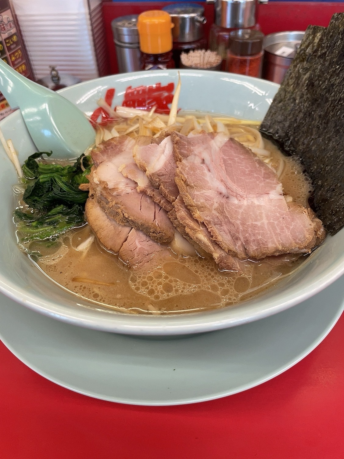 山岡家　醤油チャーシュー麺